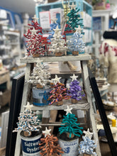 Load image into Gallery viewer, Mini lobster rope trees