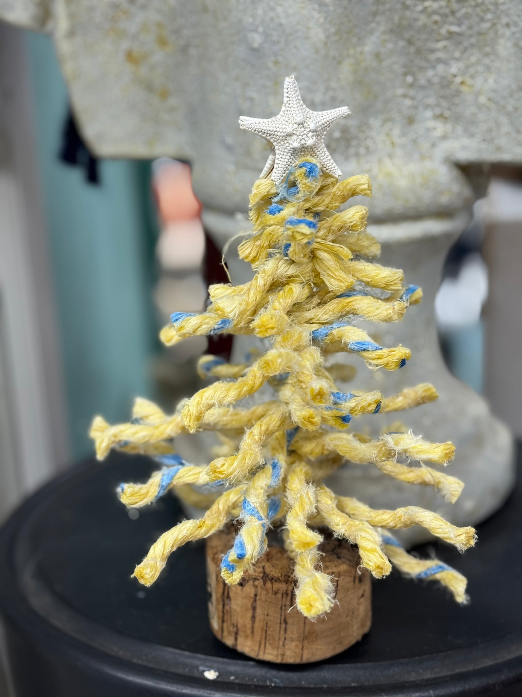 Lobster rope tree-nn