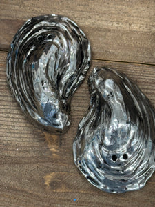 Oyster salt and pepper shakers