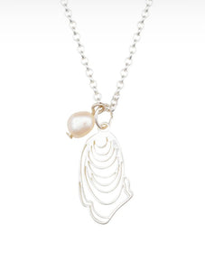 Oyster and pearl necklace-sil