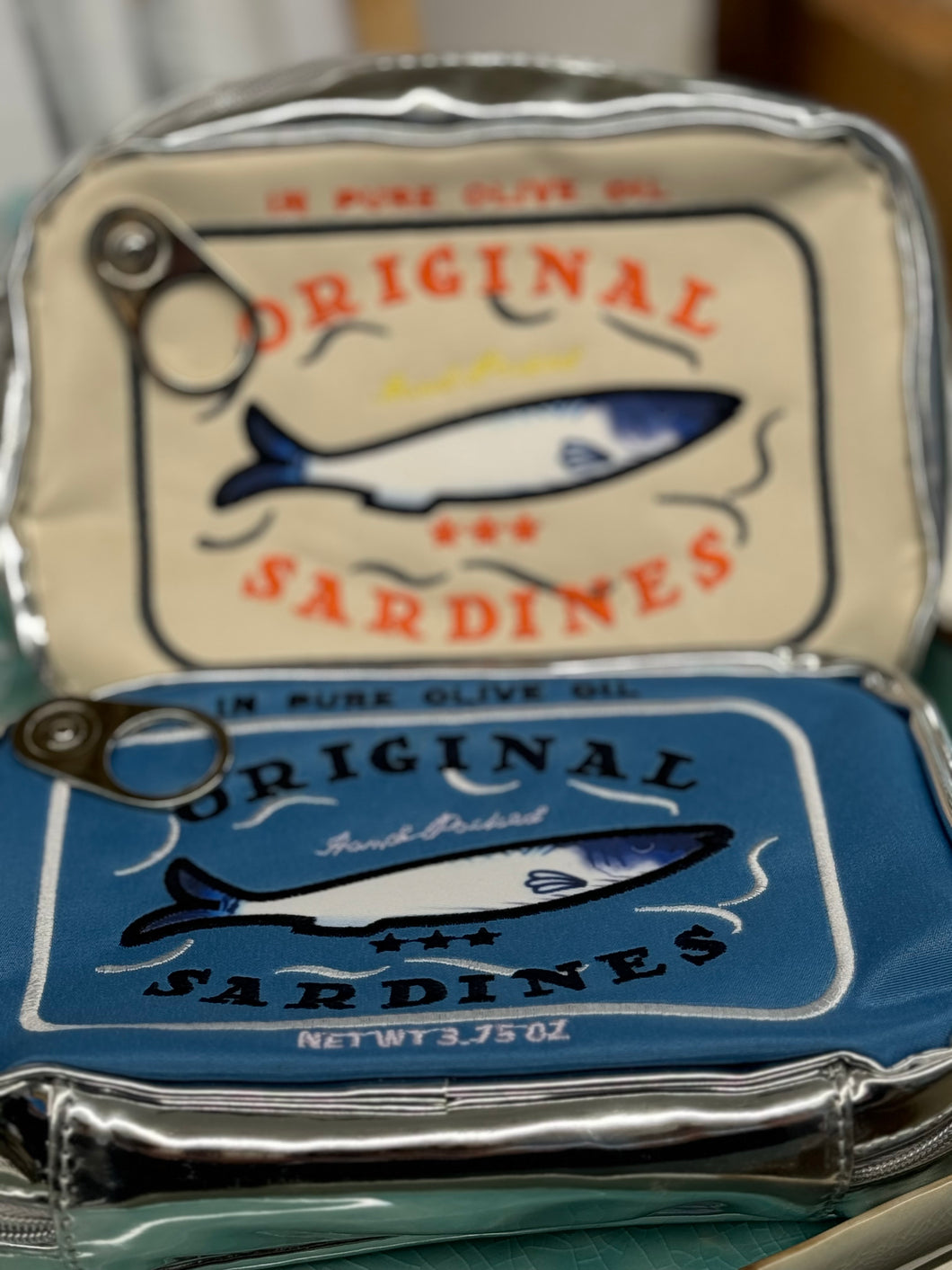 Sardine cosmetic bag